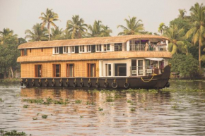 Alapuzha cubs houseboat